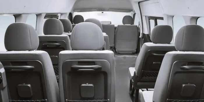 gvd_hiace_commuter_2 gvd_hiace_commuter_2